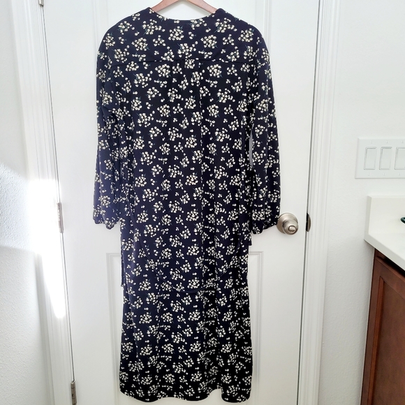 Uniqlo Long Black Floral Dress / Duster Size Small - Picture 1 of 6